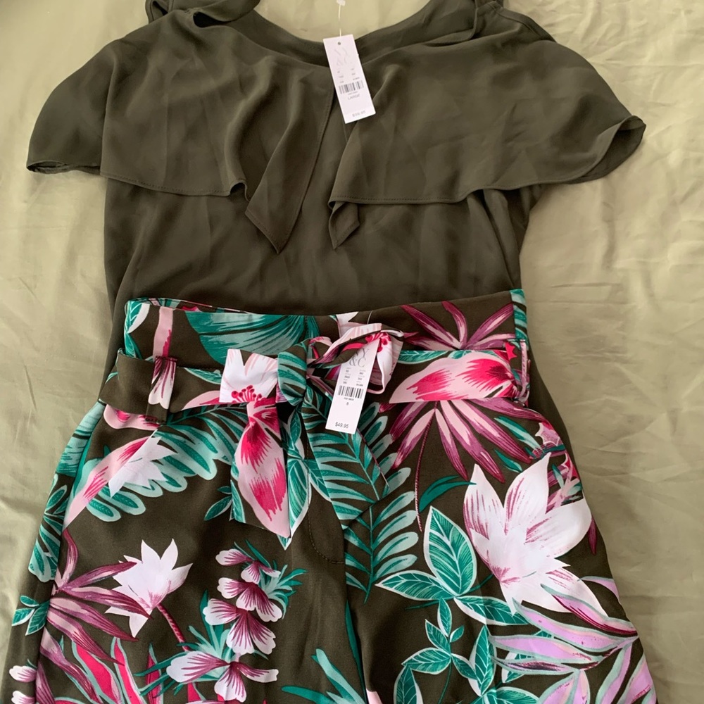 New York and Company top and shorts set